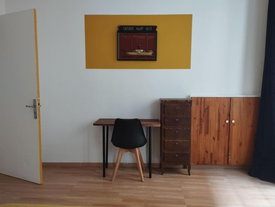 Appartement En Plein Centre. Carpentras Exterior photo